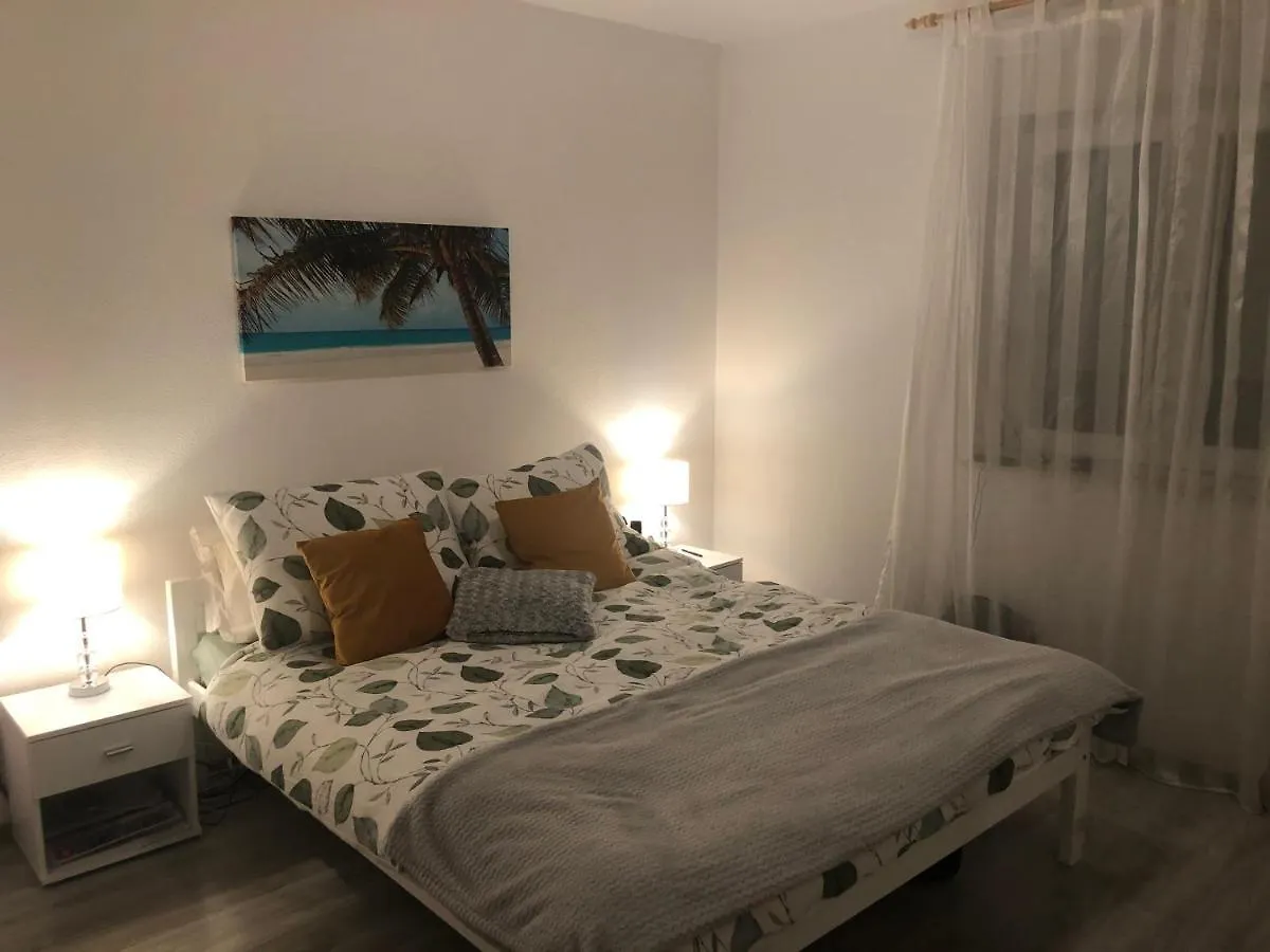 Spacious Apartment Close To The Sea In Split Area Kastela Croatia
